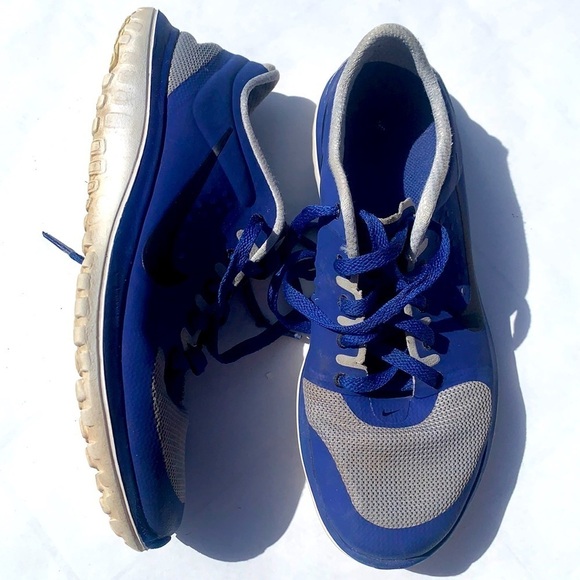 Nike FS Lite Run Blue Grey Women’s 7.5 sneaker - Picture 1 of 8